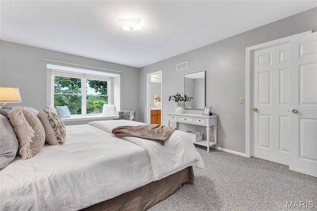 4529 Briargate Drive, St Charles, MO 63304