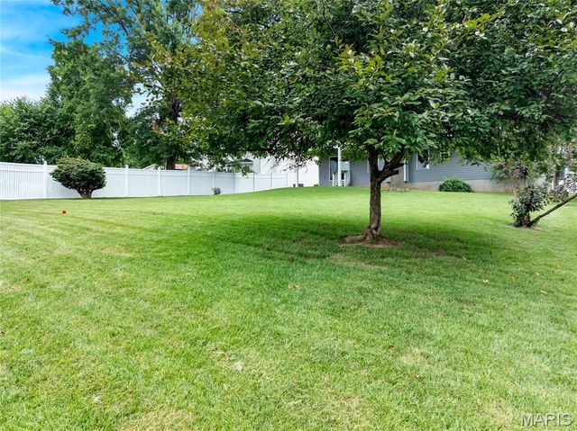 4529 Briargate Drive, St Charles, MO 63304