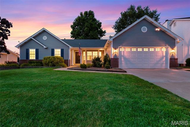 4529 Briargate Drive, St Charles, MO 63304