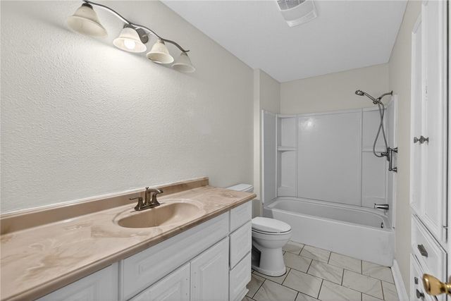 3306 Norton St, Corpus Christi, TX 78411