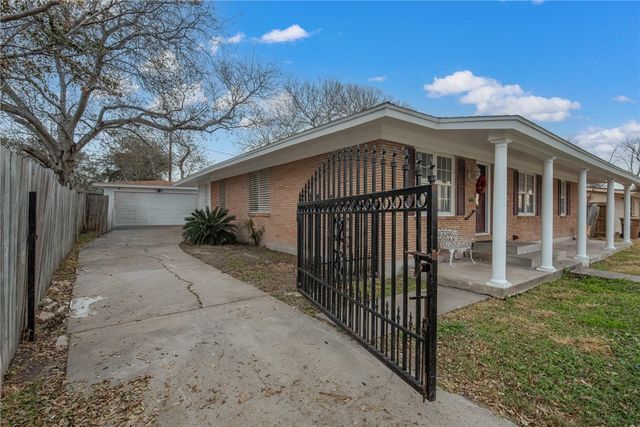 3306 Norton St, Corpus Christi, TX 78411