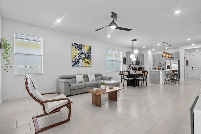 4256 Marina Way, Deerfield Beach, FL 33064