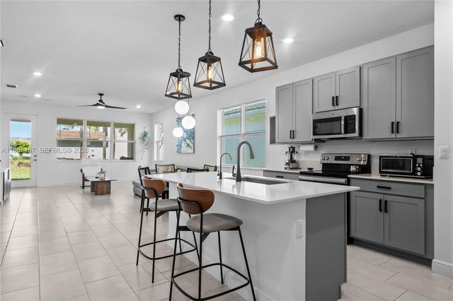 4256 Marina Way, Deerfield Beach, FL 33064