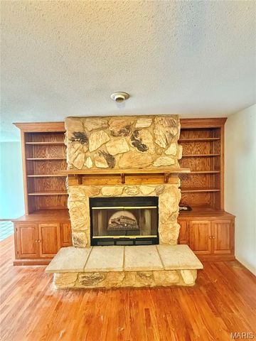 10289 Highway J, Perryville, MO 63775