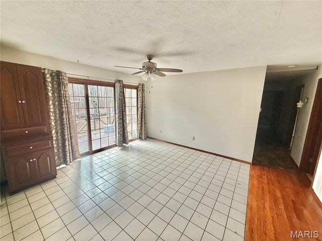 10289 Highway J, Perryville, MO 63775