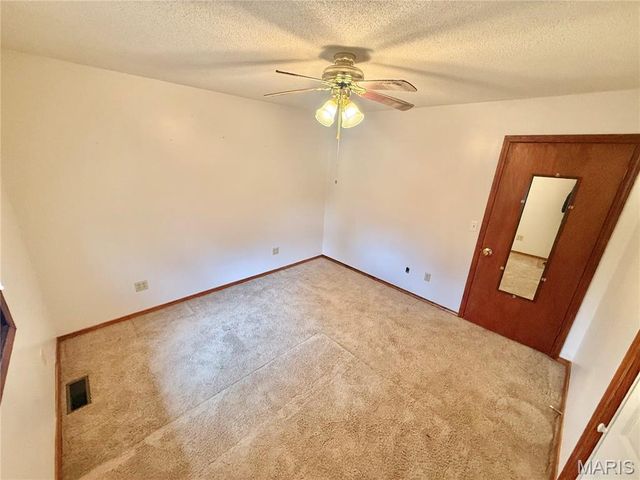 10289 Highway J, Perryville, MO 63775