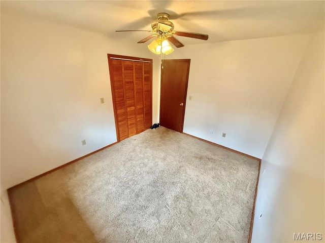 10289 Highway J, Perryville, MO 63775