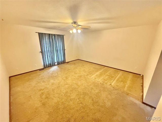 10289 Highway J, Perryville, MO 63775