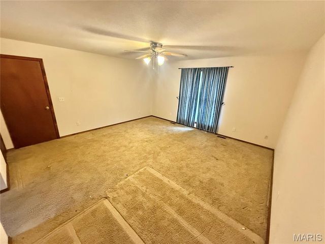 10289 Highway J, Perryville, MO 63775