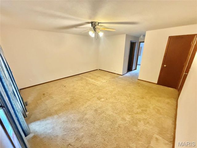 10289 Highway J, Perryville, MO 63775