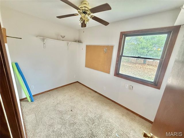 10289 Highway J, Perryville, MO 63775