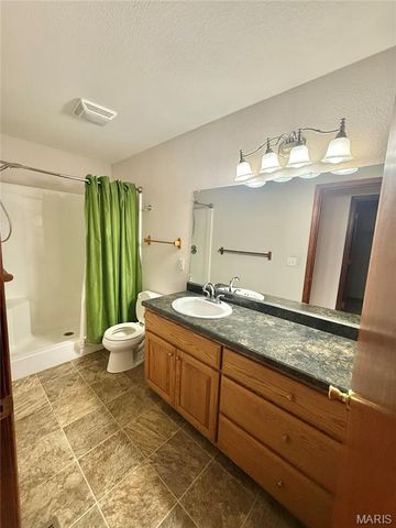 10289 Highway J, Perryville, MO 63775