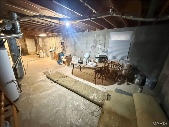 10289 Highway J, Perryville, MO 63775