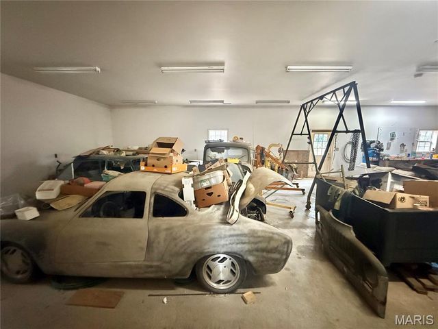 10289 Highway J, Perryville, MO 63775