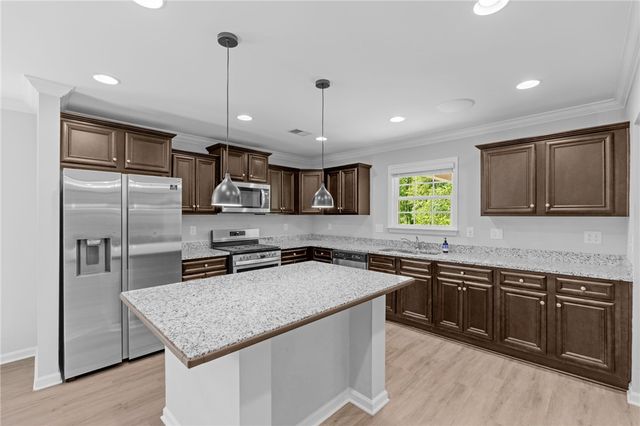 1237 Madden Bridge Road, Central, SC 29630
