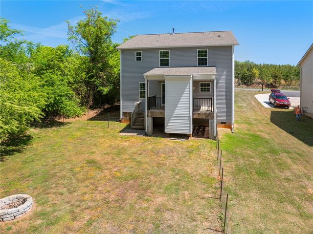 1237 Madden Bridge Road, Central, SC 29630