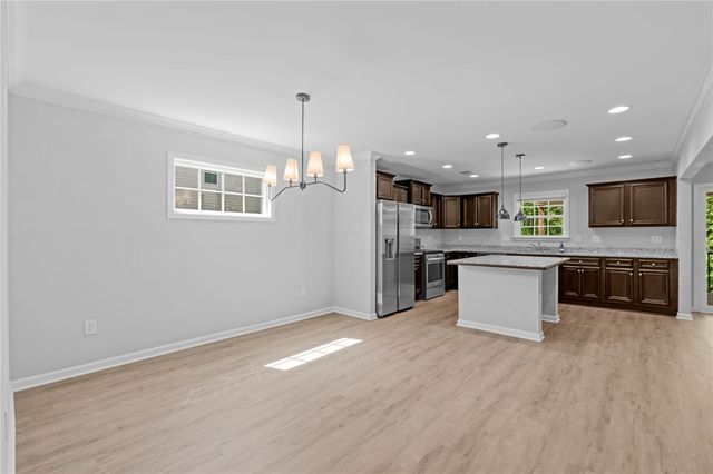 1237 Madden Bridge Road, Central, SC 29630