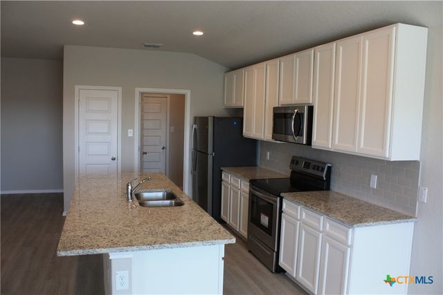 233 Mossberg Way, New Braunfels, TX 78130