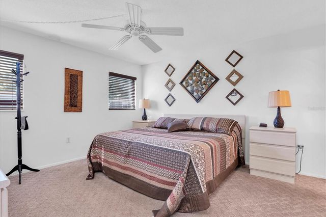 3528 SILVER PINE COURT 89, Sarasota, FL 34231