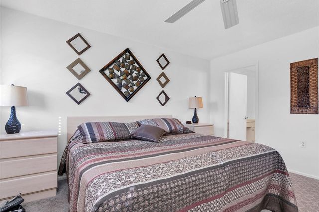 3528 SILVER PINE COURT 89, Sarasota, FL 34231