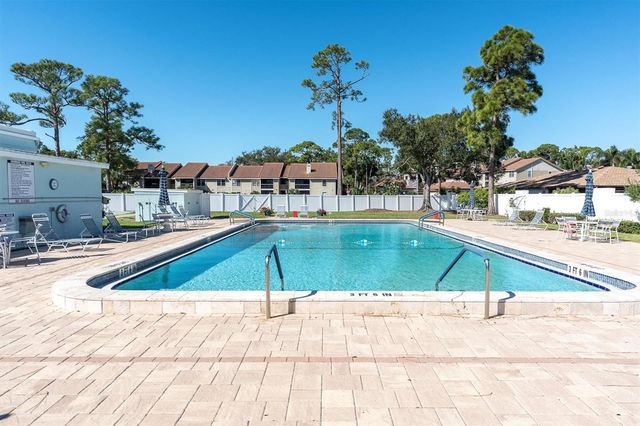 3528 SILVER PINE COURT 89, Sarasota, FL 34231