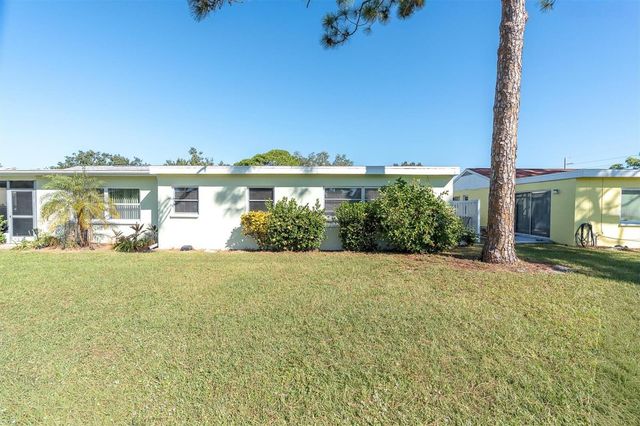 3528 SILVER PINE COURT 89, Sarasota, FL 34231