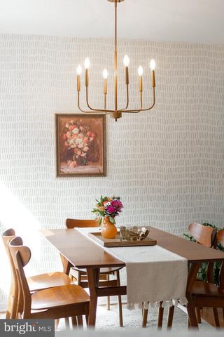 121 WESTMINSTER CT, State College, PA 16803