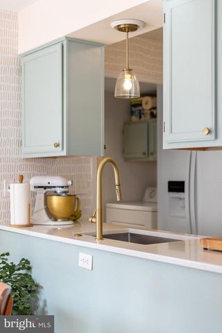 121 WESTMINSTER CT, State College, PA 16803