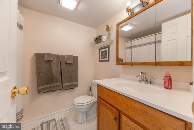 121 WESTMINSTER CT, State College, PA 16803