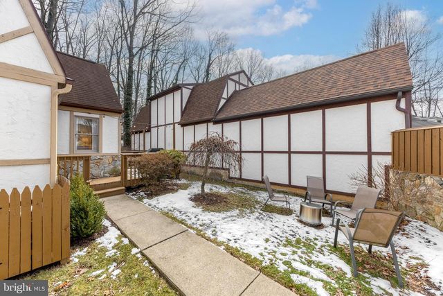 121 WESTMINSTER CT, State College, PA 16803