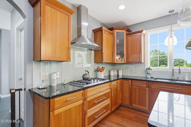 9258 Twin Creek Lane, Sylvania, OH 43560