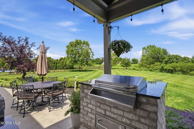 9258 Twin Creek Lane, Sylvania, OH 43560