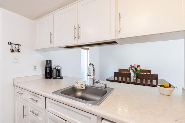 3478 Willis Dr, Napa, CA 94558