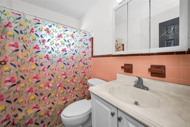 2765 STATE ROAD 590, Clearwater, FL 33759