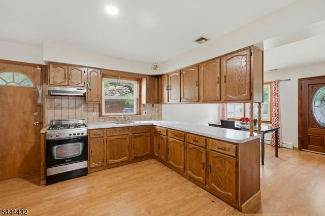 328 W Inman Ave, Rahway City, NJ 07065