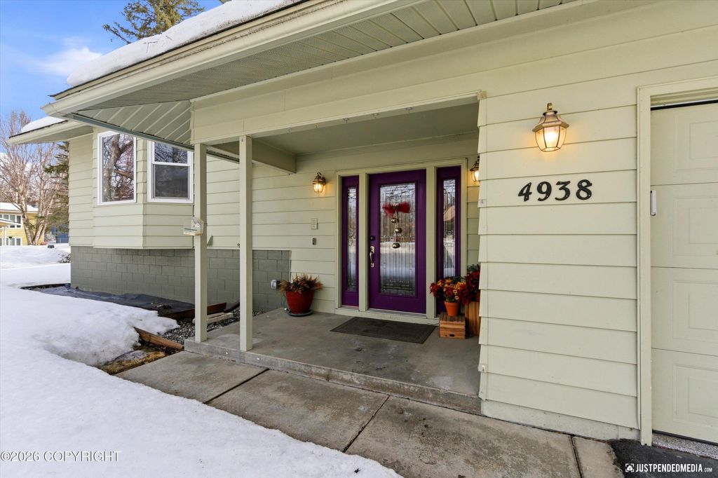 4938 Marion Avenue, Anchorage, AK 99508