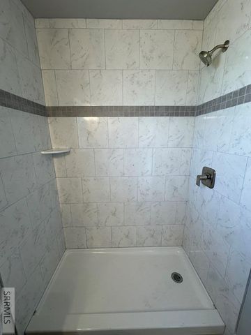 6187 Arapahoe, Pocatello, ID 83204