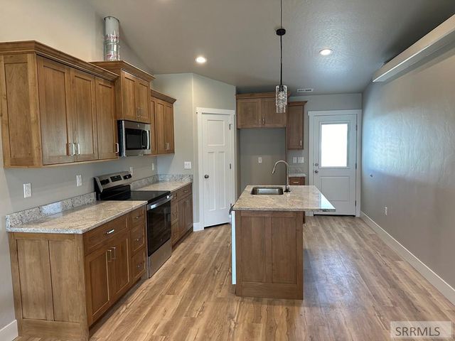 6187 Arapahoe, Pocatello, ID 83204