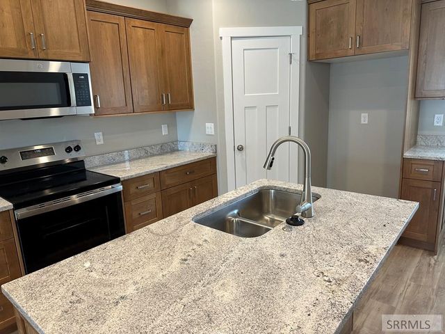 6187 Arapahoe, Pocatello, ID 83204