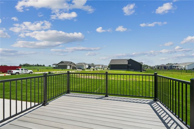 1426 Echo Ridge Ln, Marion, IA 52302