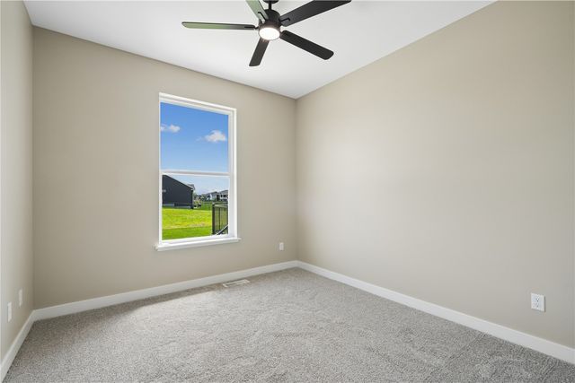 1426 Echo Ridge Ln, Marion, IA 52302