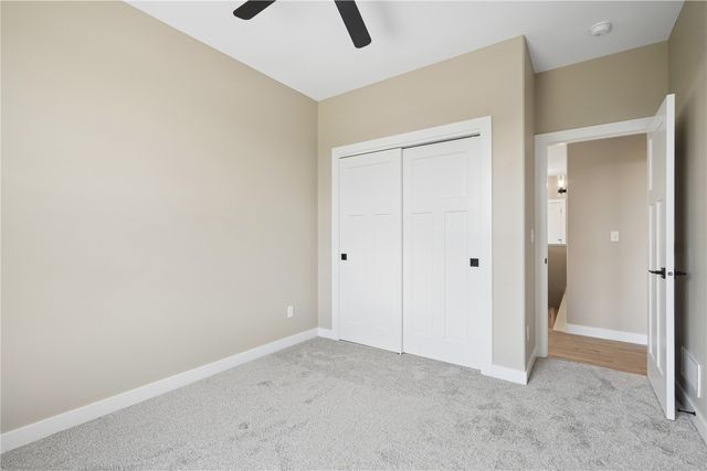 1426 Echo Ridge Ln, Marion, IA 52302