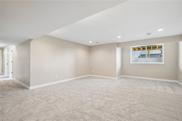 1426 Echo Ridge Ln, Marion, IA 52302