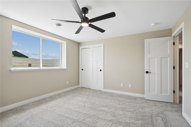 1426 Echo Ridge Ln, Marion, IA 52302