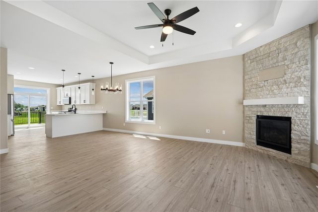 1426 Echo Ridge Ln, Marion, IA 52302