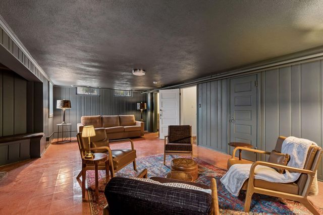 4153 Columbus Avenue, Minneapolis, MN 55407