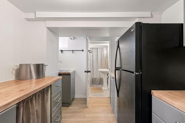 4153 Columbus Avenue, Minneapolis, MN 55407