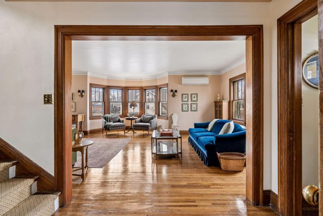 4153 Columbus Avenue, Minneapolis, MN 55407