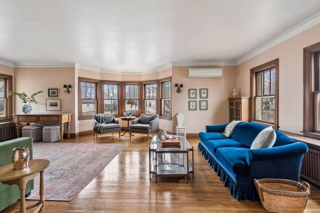 4153 Columbus Avenue, Minneapolis, MN 55407