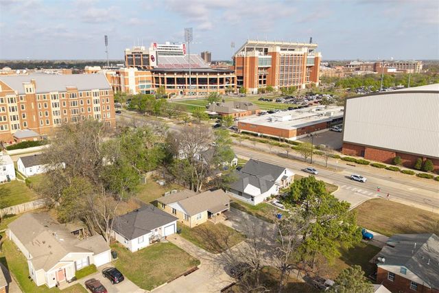1310 Garfield Avenue, Norman, OK 73072
